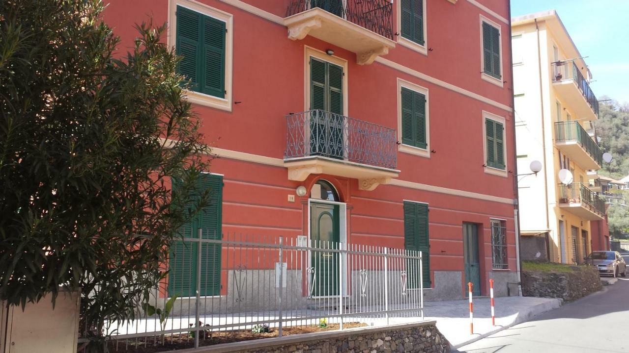 Appartamenti Enrica โมเนเลีย ภายนอก รูปภาพ